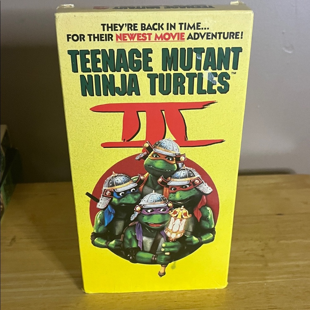 😄Teenage Mutant Ninja Turtles 3 1993 vhs
